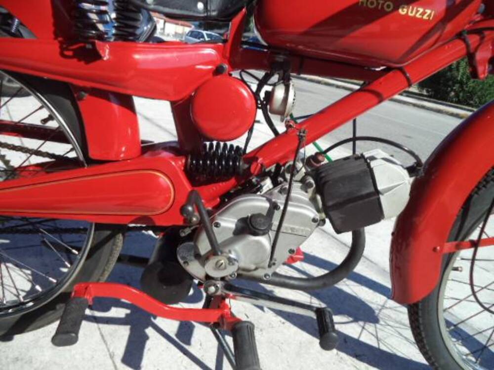 Moto Guzzi CARDELLINO 75 (13)