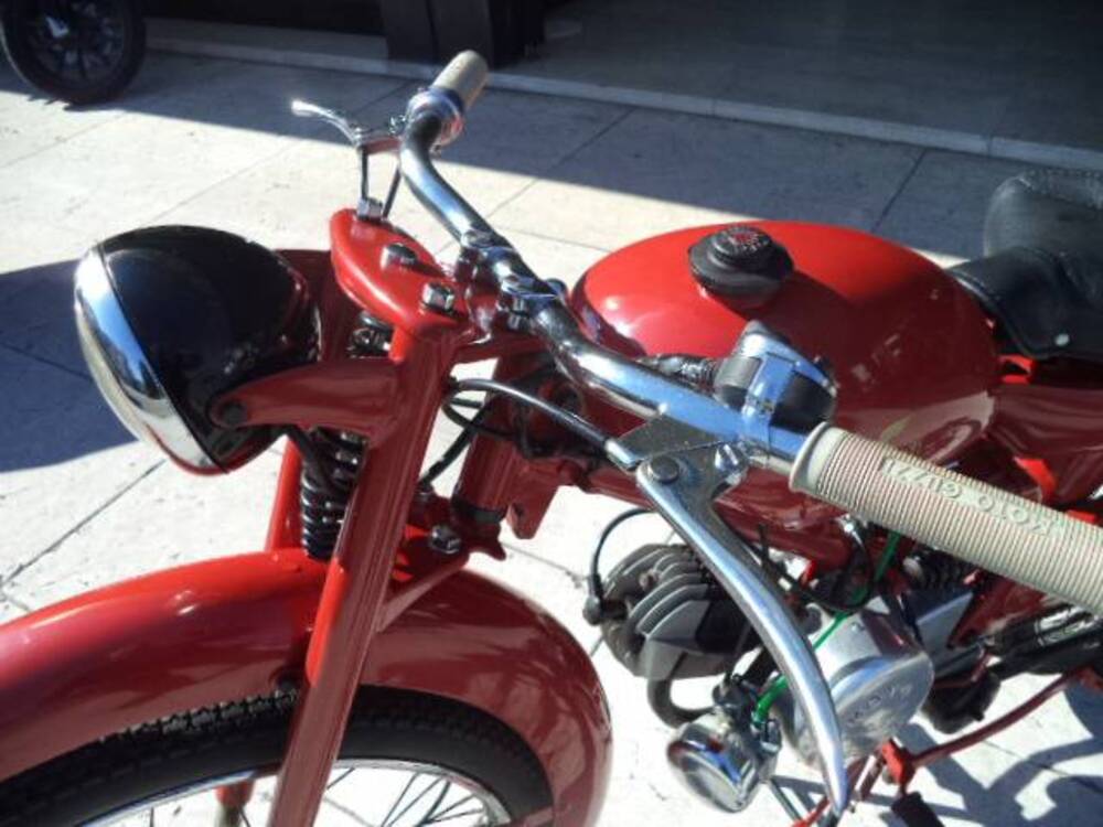 Moto Guzzi CARDELLINO 75 (15)