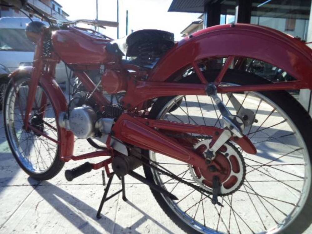 Moto Guzzi 65 CARDELLINO (9)