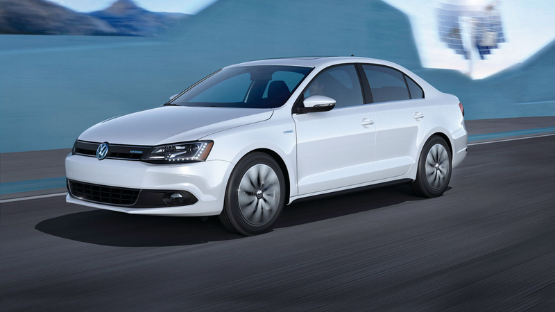 Volkswagen Jetta Hybrid: la prima berlina ibrida di Wolfsburg