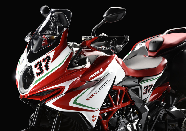 MV Agusta Turismo Veloce RC a Eicma 2016