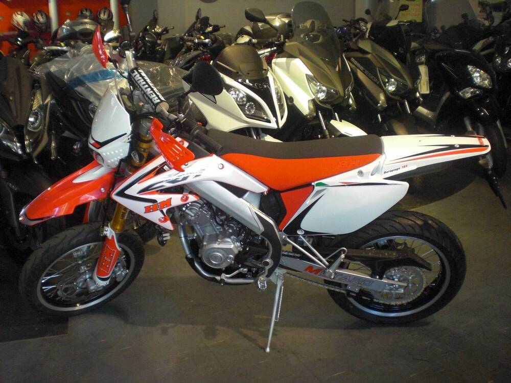 HM CRM F125 X Derapage 4t (2)