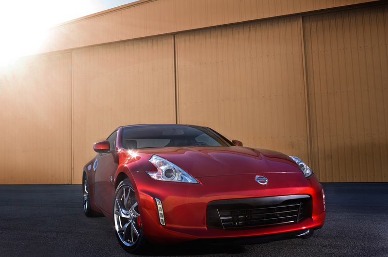 Nissan 370Z: svelato il restyling