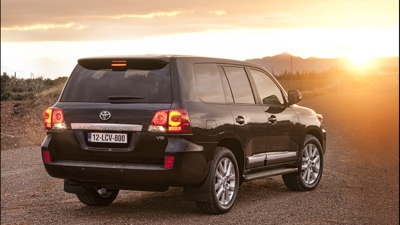 Toyota Land Cruiser Model Year 2012