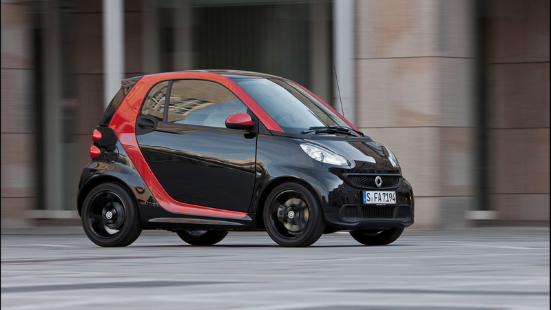 smart fortwo sharpred