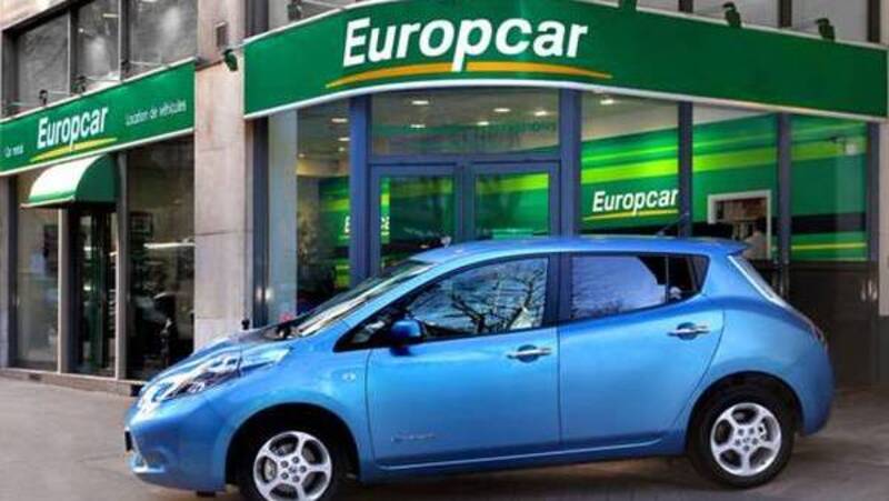 Hertz sceglie la Nissan Leaf per un car sharing a Oxford