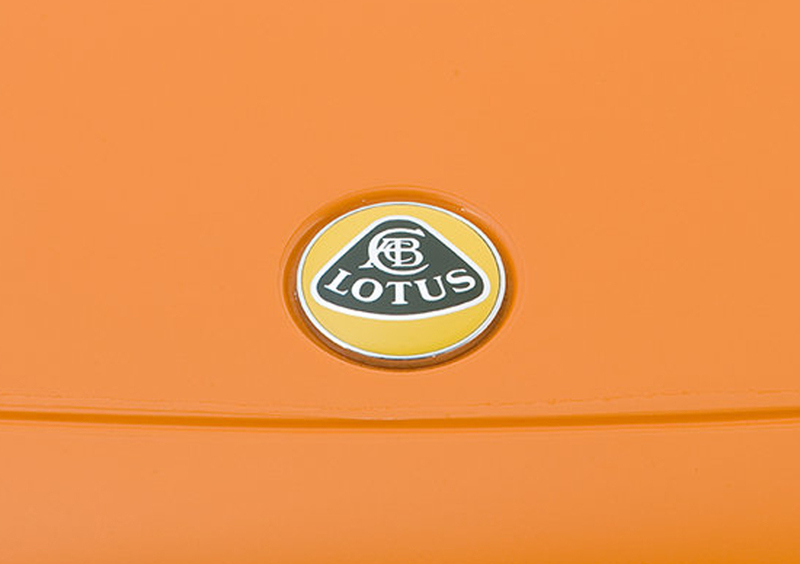 Lotus: il curioso teaser di una nuova vettura