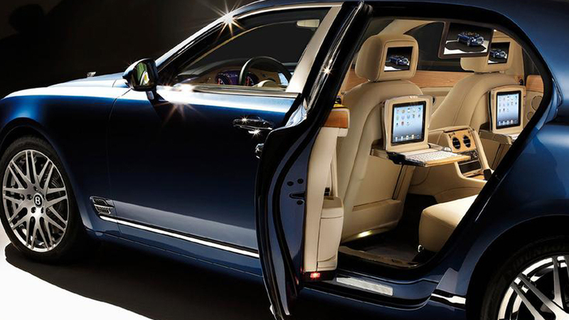 Bentley Mulsanne: a Ginevra due pacchetti dedicati