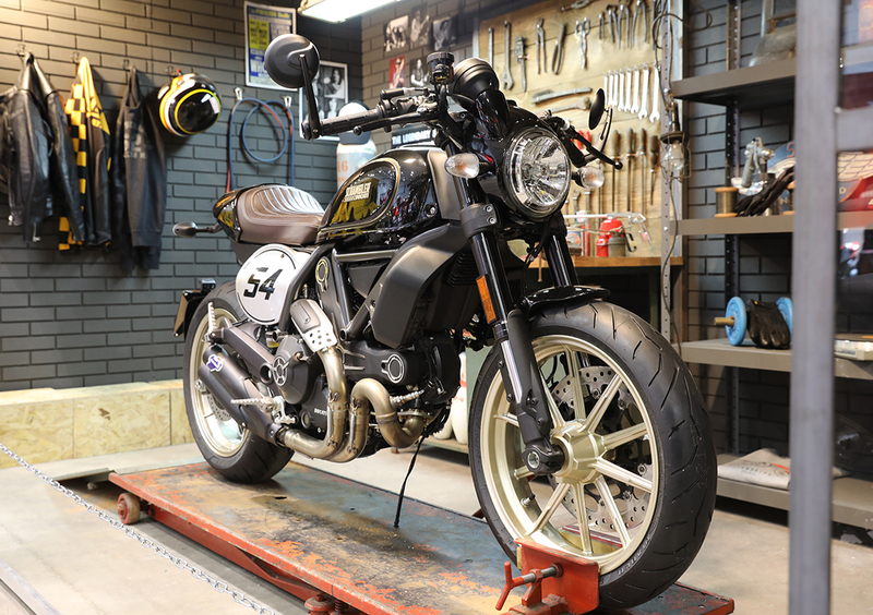 Ducati Scrambler Caf&eacute; racer ad EICMA 2016: foto e dati