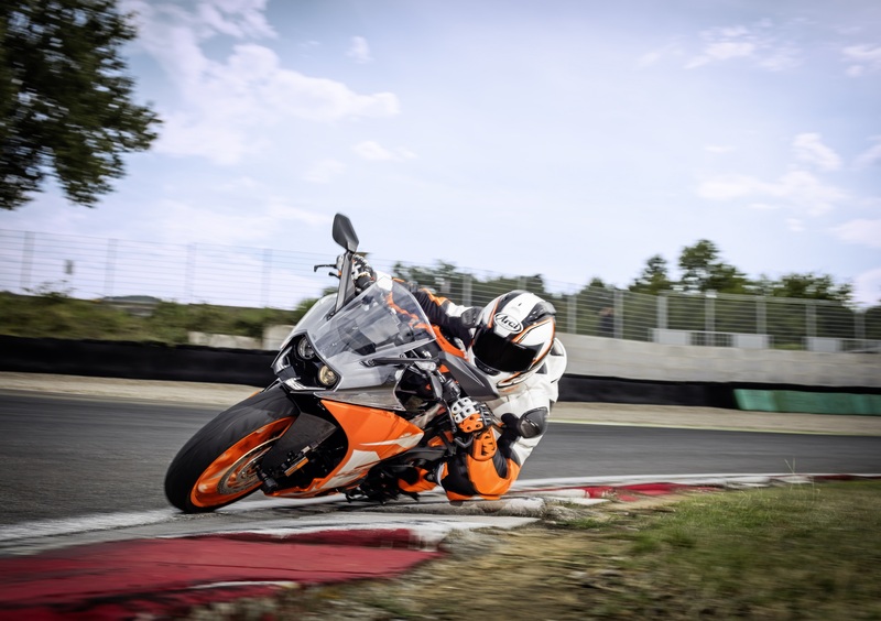 KTM RC 250 RC 250 (2017) (2)