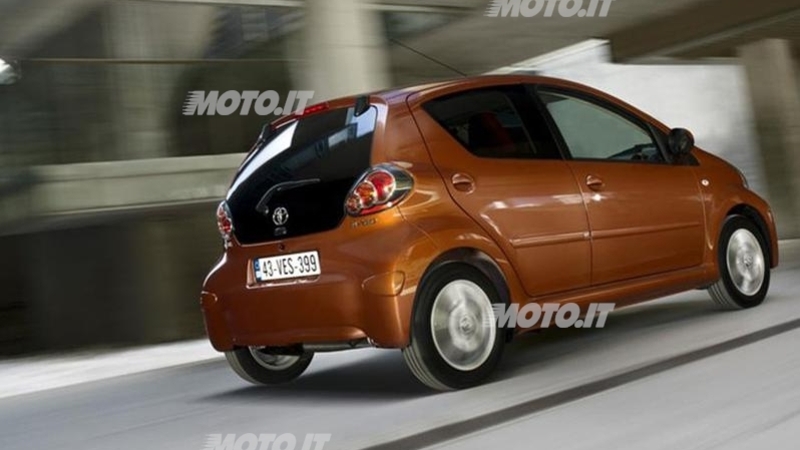 Toyota Aygo: listino prezzi