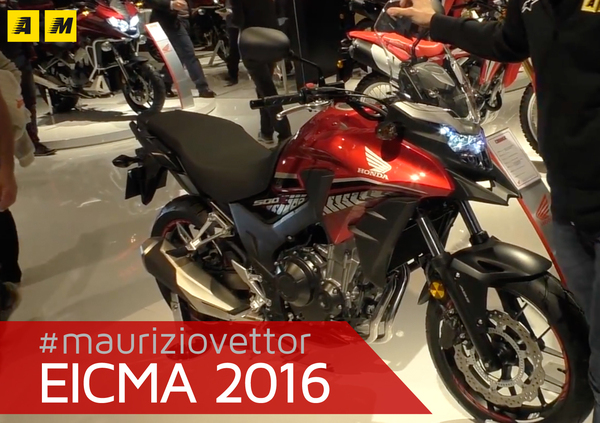 Honda VFR 800, Crossrunner, CB 500 a Eicma 2016: video