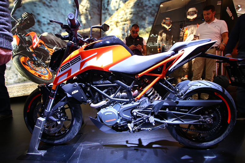 KTM Duke 125 e 250 2017: foto e dati
