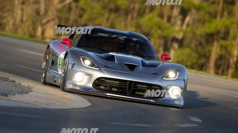 SRT Viper GTS-R