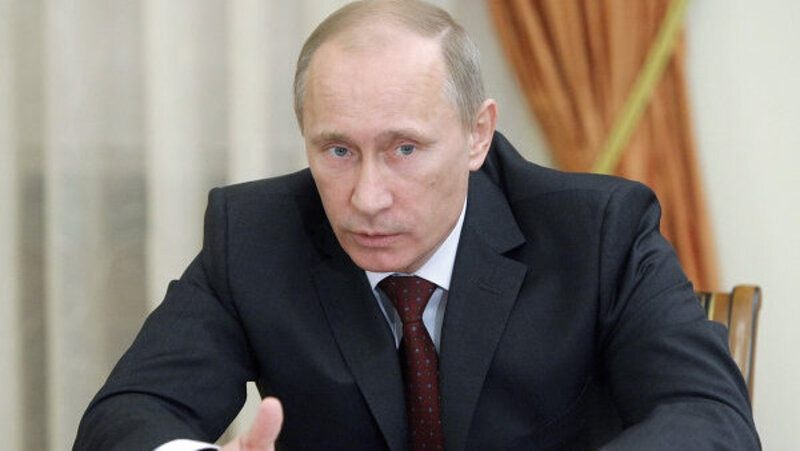 Putin: per lo Stato russo solo auto russe