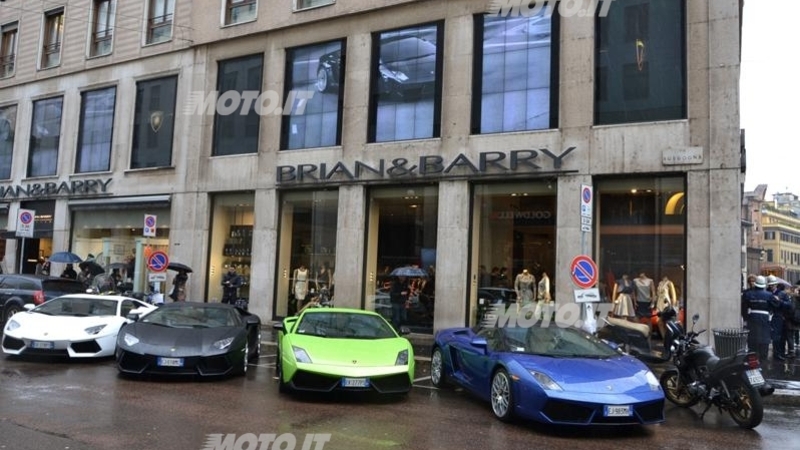 Presentata da Brian&amp;Barry la collezione abbigliamento Lamborghini 2012