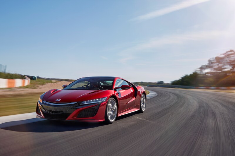 Quando &egrave; in pista, la NSX si trova nel suo terreno di caccia ideale