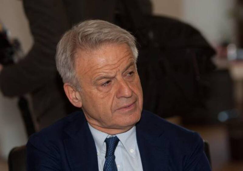 Auto elettrica: Clini conferma la valutazione degli incentivi