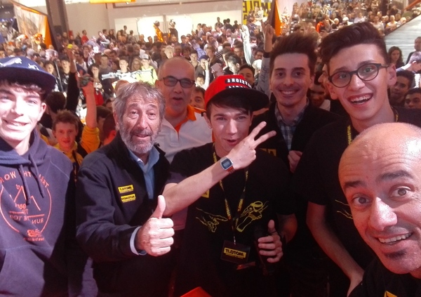 KTM 790Duke: accesa a Eicma 2016!