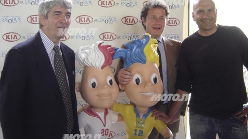 Kia Italia: con Paolo Rossi a sostegno della Fondazione Exodus