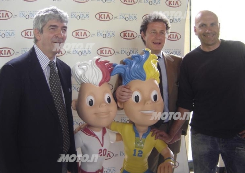 Kia Italia: con Paolo Rossi a sostegno della Fondazione Exodus