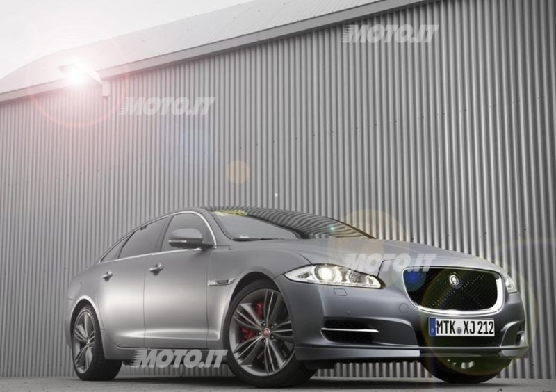 Jaguar XJ Supersport: nuovo Taxi per il N&uuml;rburgring