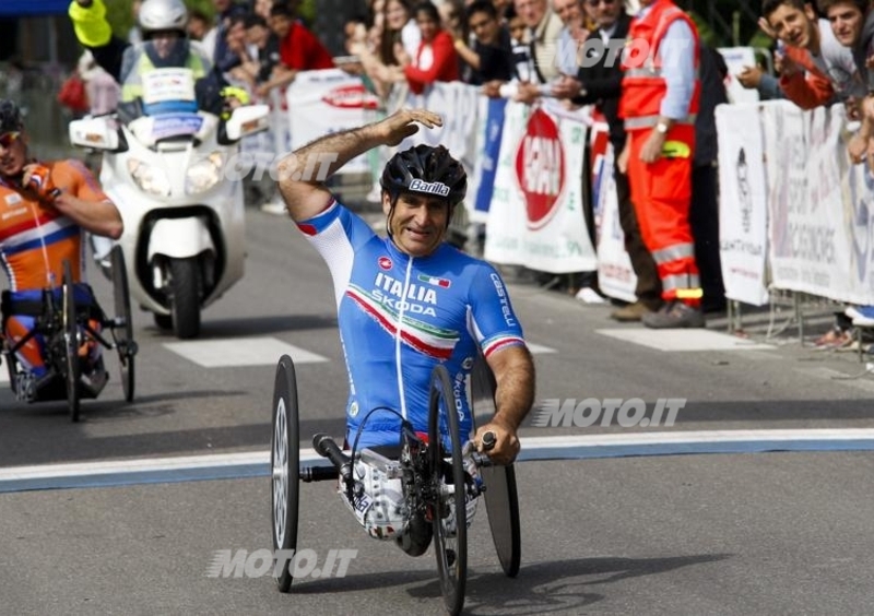 Alex Zanardi trionfa nella quarta edizione della Piacenza Paracycling