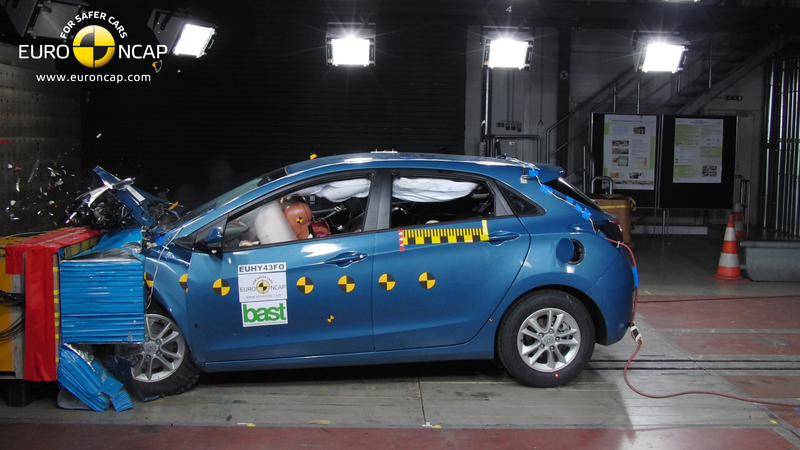 Hyundai i30: 5 stelle Euro NCAP