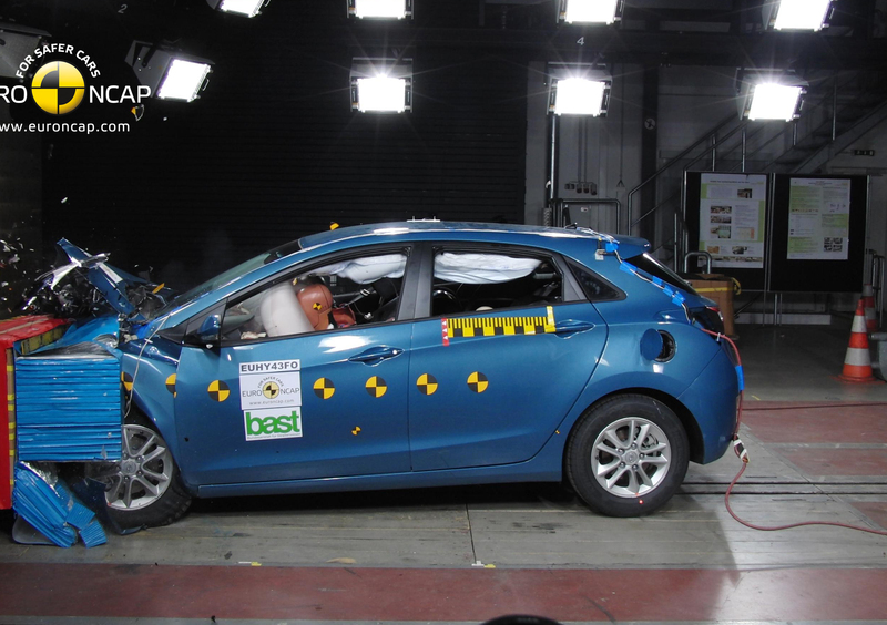 Hyundai i30: 5 stelle Euro NCAP