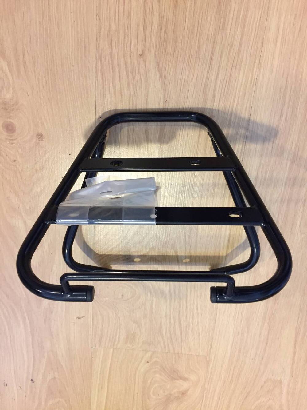 Supporto Portapacchi Yamaha Aerox (2)