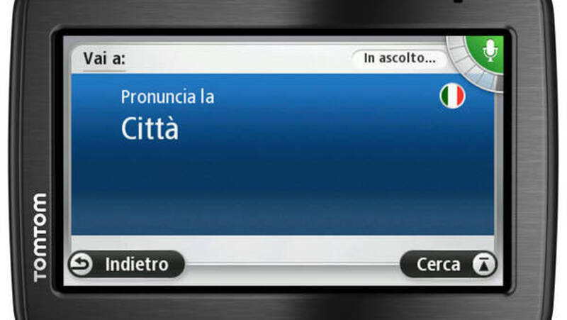 TomTom VIA 130: nuovo navigatore a comando vocale