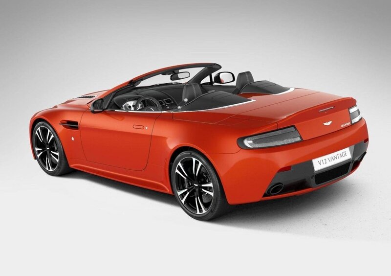 Aston Martin V12 Vantage Roadster