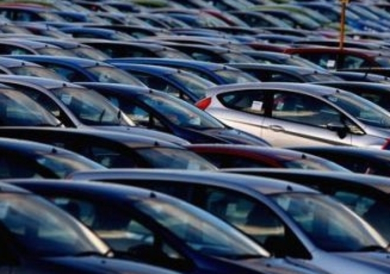 Mercato europeo dell&#039;auto: +13% a dicembre 2013
