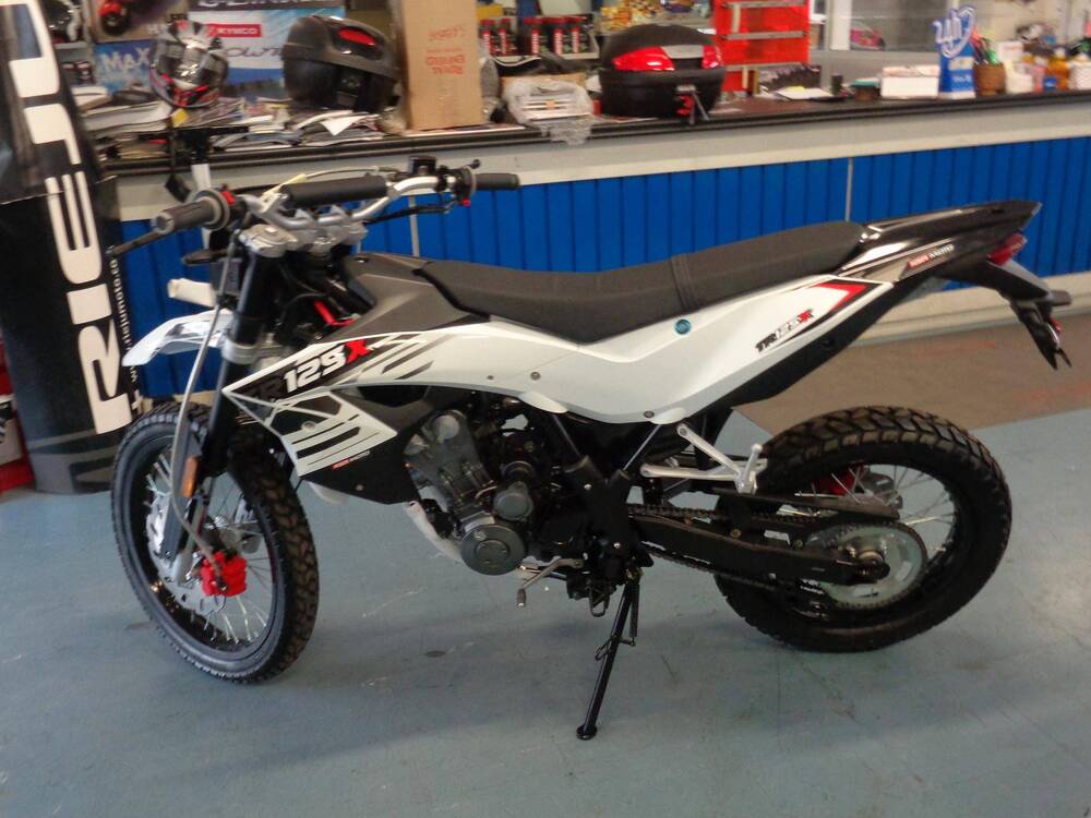 KSR Moto TR 125 SM 4T (2014 - 16) (3)