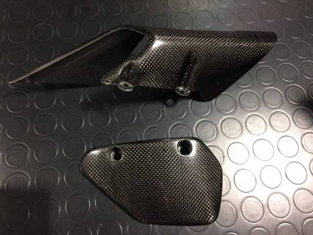 Paracatena carbonio Ducati