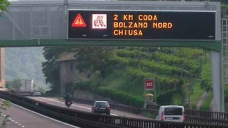 Pannelli luminosi a messaggio variabile in autostrada: sono davvero utili?