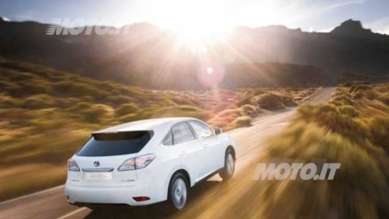 Lexus RX 450h: scelta da Google per i test a guida autonoma