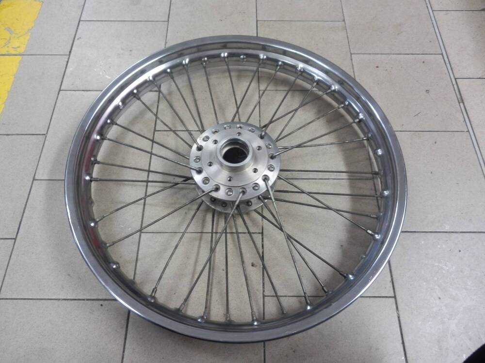 Cerchio ant Radaelli con mozzo Takasago - VV