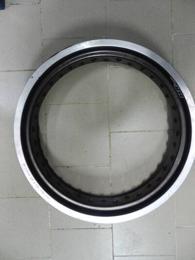 Cerchio post Honda 4.25 x 17 36 fori CRF450 '08-VV