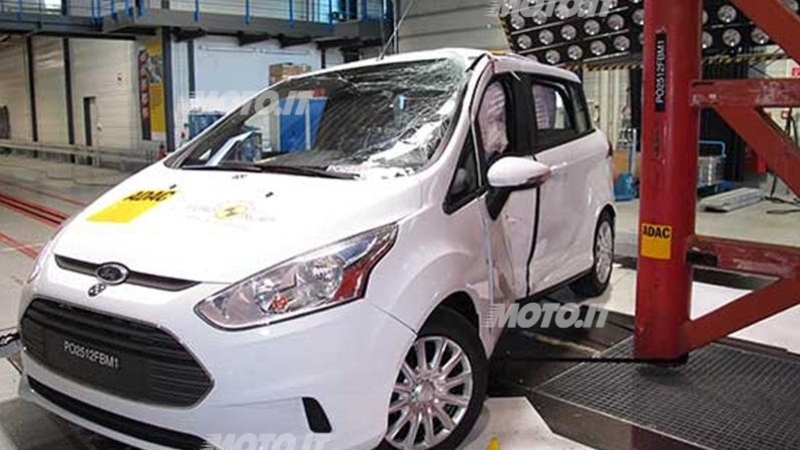 Ford B-Max: 5 stelle Euro NCAP