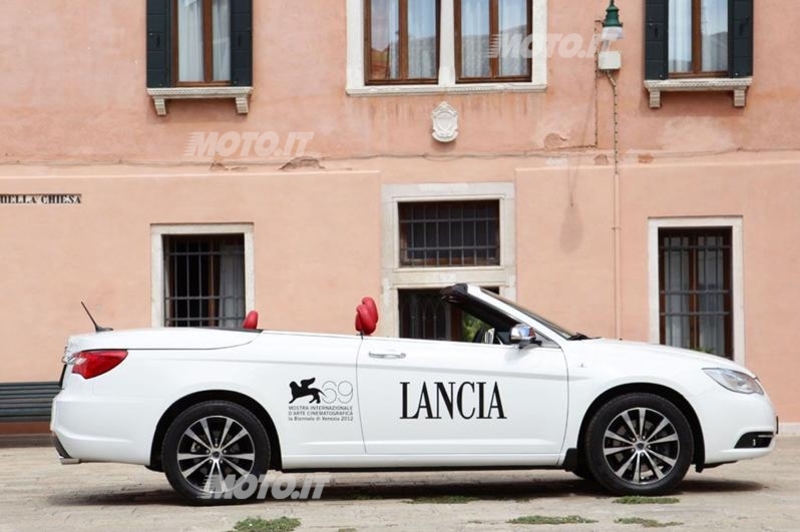 Lancia Flavia Red Carpet by Poltrona Frau