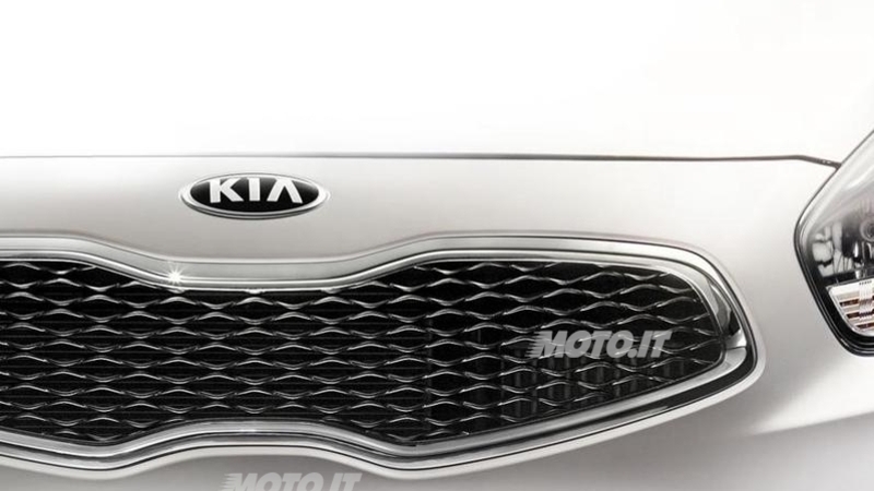 Kia Carens: nuovi teaser ufficiali