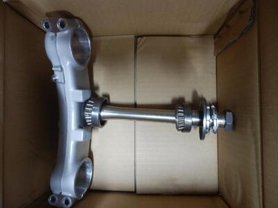 Piantone-cristo forcella Honda CBR 900 VV