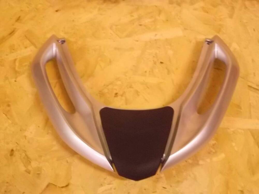 MANIGLIONE PIAGGIO MP3 (3)