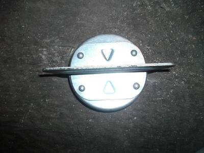 Tappo olio nuovo d'epoca N.C.