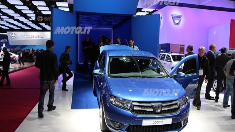 Dacia al Salone di Parigi 2012