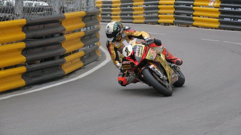 Macau GP 2016, Hickman raddoppia