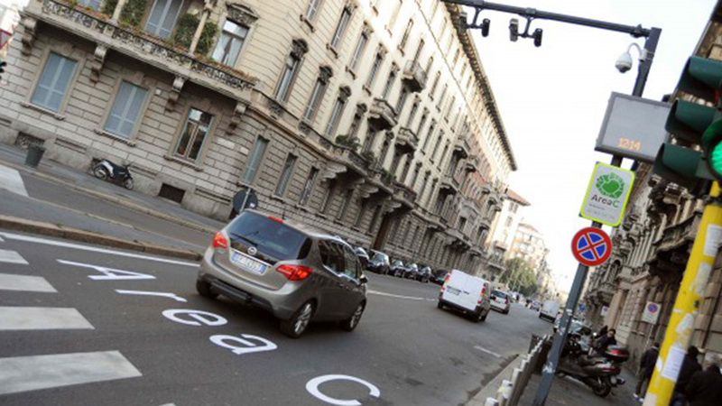 Milano, Area C: da febbraio pagheranno Gpl e metano. Stop a Diesel Euro 4