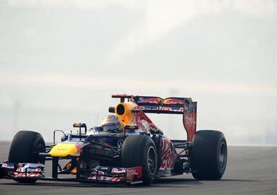 Vettel domina il 2° turno di libere in India