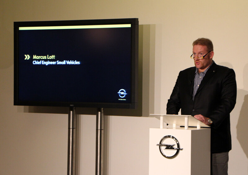 Marcus Lott: &laquo;Opel Mokka ha tanta tecnologia intelligente&raquo;